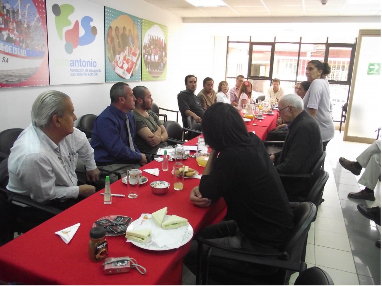Agentes culturales de San Antonio participan de encuentros de difusión de la Fundación Siglo XXI