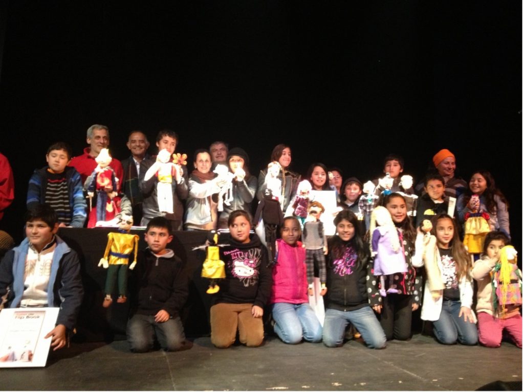 Gracias a Taller de la Fundación Siglo XXI, Escuela de Lo Gallardo recrea leyendas de la zona con Marionetas